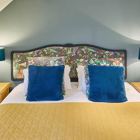 Host & - The Lakehouse Tatil Evi *